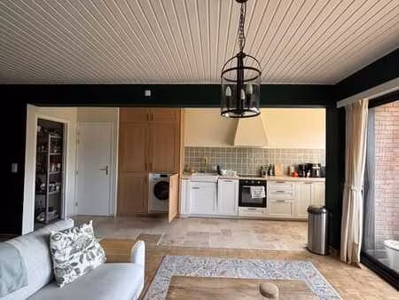 appartement 2 ch. à schaerbeek  cuisine moderne  lumineux