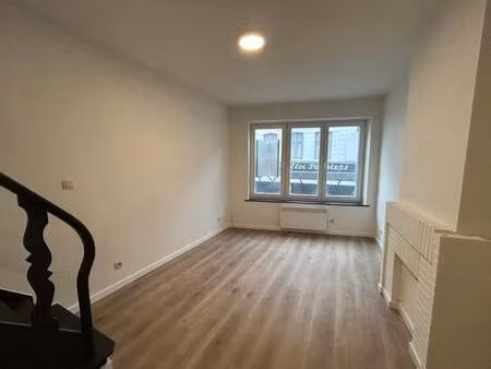 bien professionnel à louer à sint-truiden € 1.300 (lncxm) - qspot | zimmo