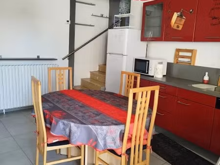 location meublée maison 2 pièces 45 m² à sable-sur-sarthe (72300)  490 €