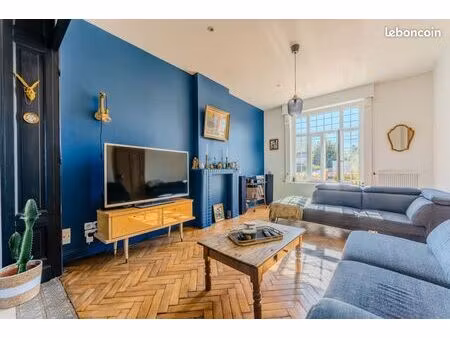 maison 5 pièces 155 m²