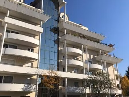 a louer - studio meublé annecy secteur courrier