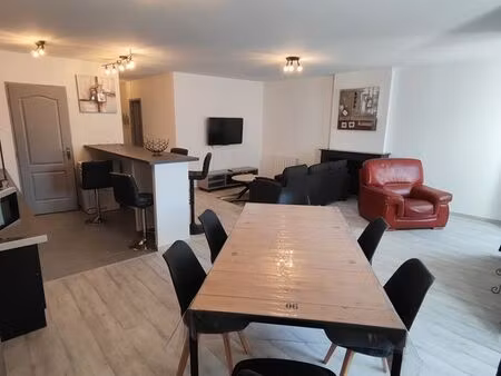 t2 plein centre - 63m2 - meublé