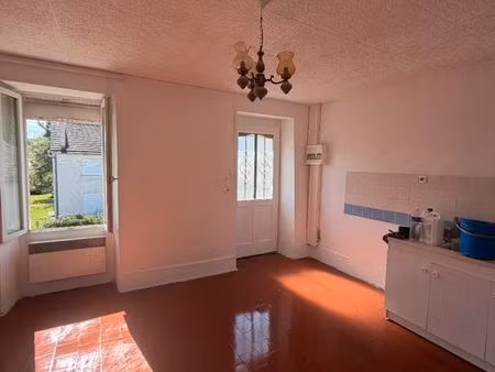 appartement 53 m2 avec cour