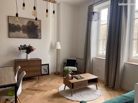 appartement t3 meublé place bellecour