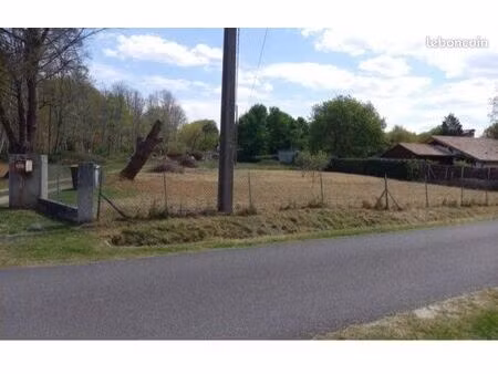 terrain à bâtir 8500m2