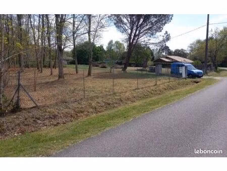 terrain à bâtir de 860m2