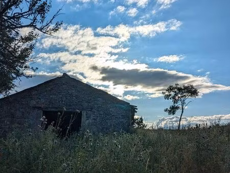terrain zone naturelle avec grange cirque de tournemire