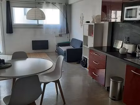 location 37m2 lycée ozenne