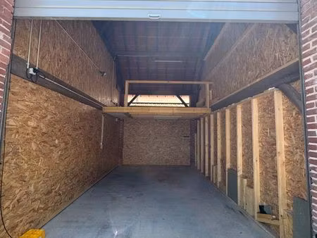 location parking  box  garde meubles  garage proximité nantes (coueron)