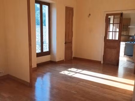 appartement 4 pièces non meublé de 90 m² quartier mont duplan