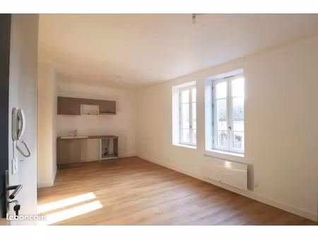 appartement 2 pièces 35m² location