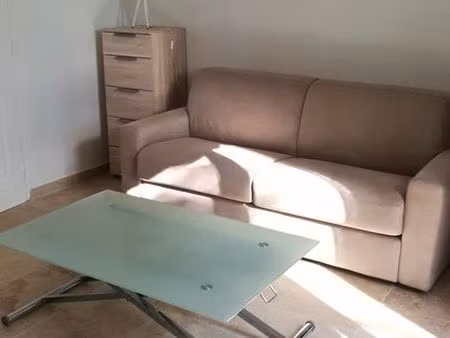 a louer studio meublé