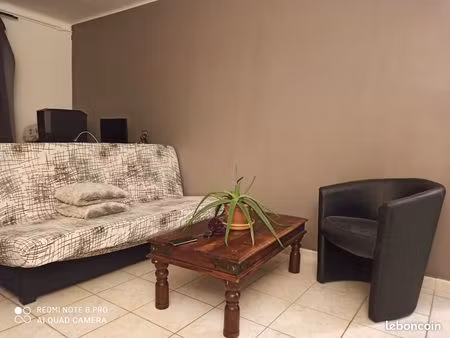 appartement meublé -2 pièces  cuisine  sdb-47m²-balcon-parking privé proche faculté iut 