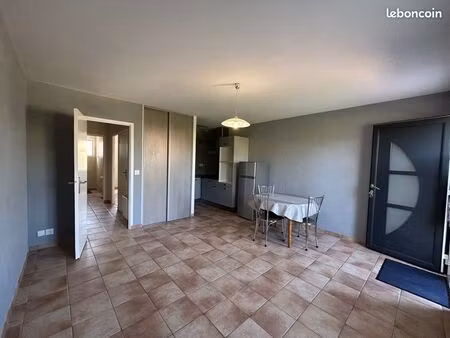 appartement meublé 45 m² à louer à carpiquet