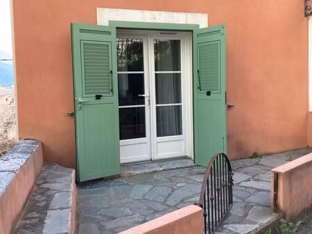 loue studio meublé haute ville