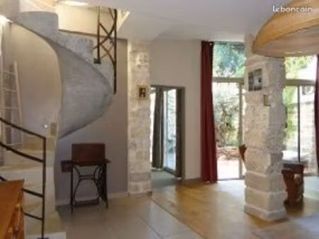 appartement deux chambres rez-de-chaussée villa