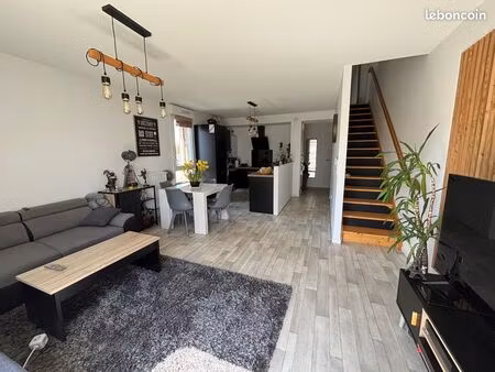 t3 duplex + terrasse plein sud + parking