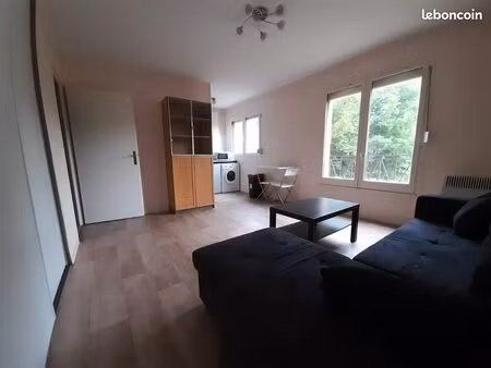 studio meublé à louer