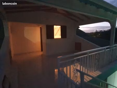 haut de villa à louer