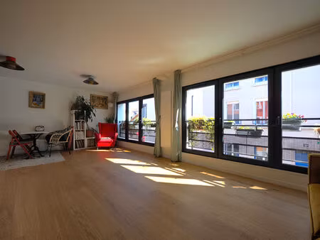 duplex type loft  3 pièces les lilas