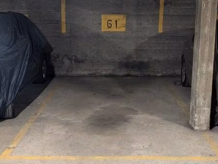 place de parking ?️ villerbanne grandclément