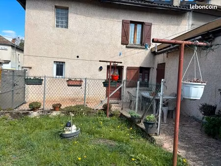 particulier vends maison à st jean de bournay