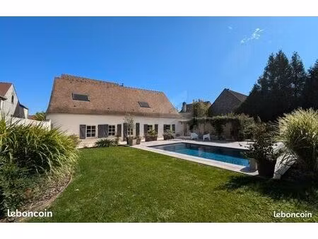 maison de charme rénovée avec piscine et dépendance – bourgogne viticole