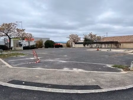 vend terrain viabilisé avec permis