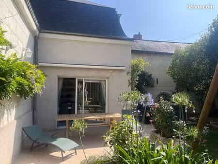 particulier loue maison 5/6 pièces  meublée  centre-ville  115m2+200m2 jardin+emplacement 