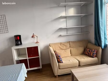 t2 lens proche université