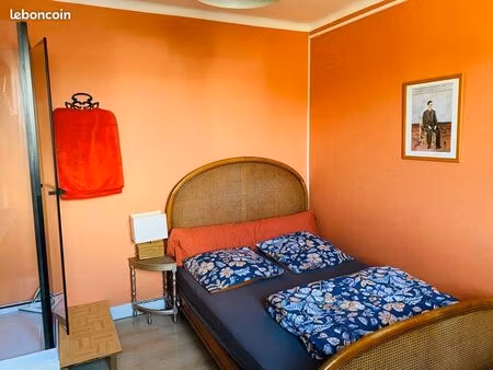 chambre à louer au mois