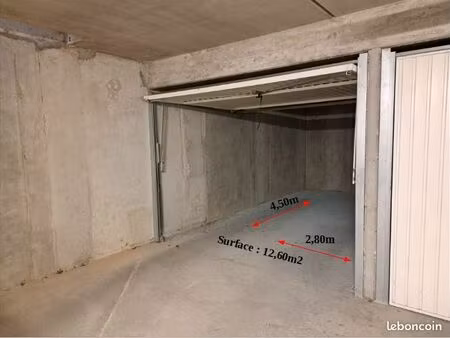 loue box parking (rue nationale  le mans)