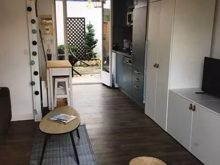 charmant studio meuble