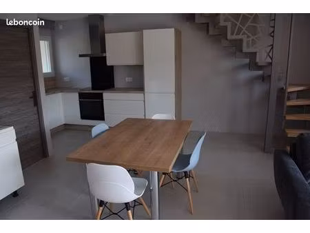 meublé de 70 m2 st paul 3 chateaux