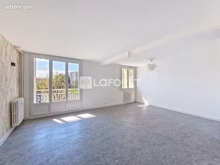 appartement 4 pièces 69 m²