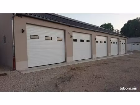 location  emplacement  de stockage