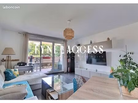 appartement 3 pièces 64 m²