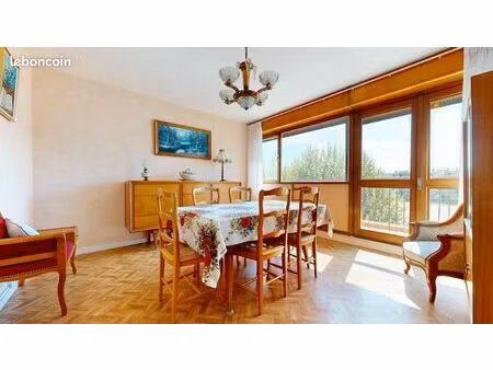 appartement 3 pièces 69 m²