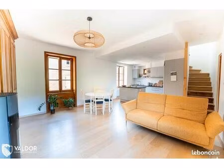 maison de village 3 pièces 80 m²