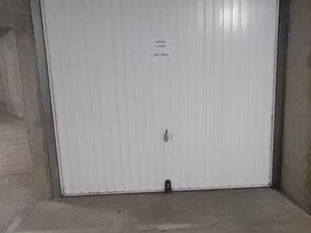 garage fermé à louer mouans sartoux