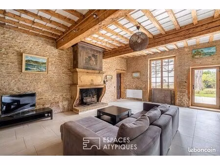 propriété 6 pièces 235 m²