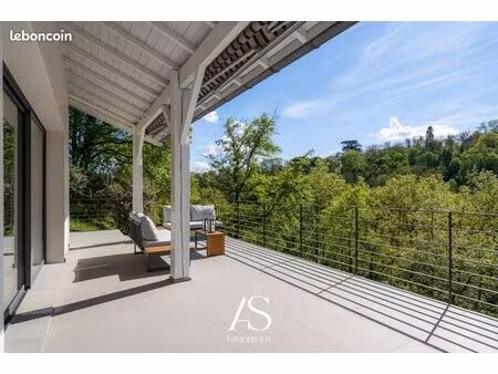 maison 6 pièces 200 m²