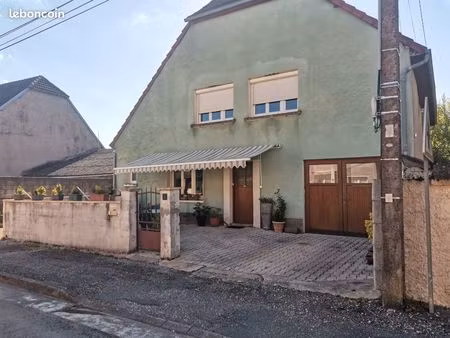 belle maison près de pesmes 70