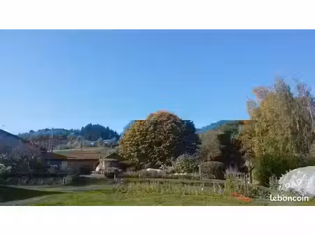 haut-beaujolais – authentique ferme de caractère – 231 m² habitables – dépendances – vue d