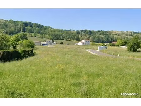 terrain 603 m² vaivre et montoille