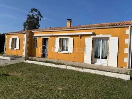 maison traditionnelle de 109 m² à meursac