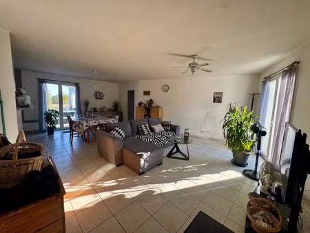 maison mitoyenne à cancon – opportunité d’investissement patrimonial