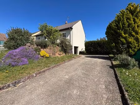 charmant pavillon sur sous-sol total à lavau