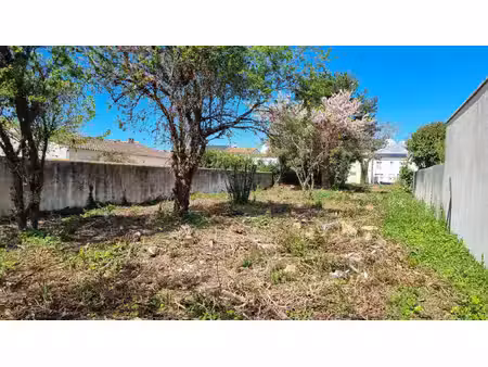 rare - aytre secteur la courbe - terrain 922m2 - libre de constructeur
