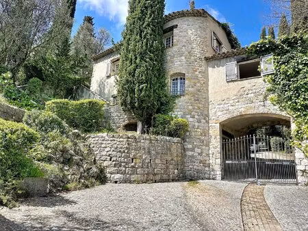 vente villa tourrettes sur loup